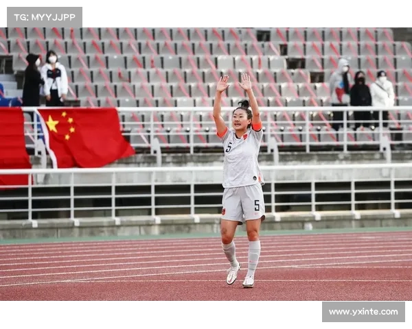 吴海燕带领中国女足勇敢坚定夺冠每一步都算数展现无畏拼搏精神 吴海燕带领中国女足勇敢坚定夺冠每一步都算数展现无畏拼搏精神